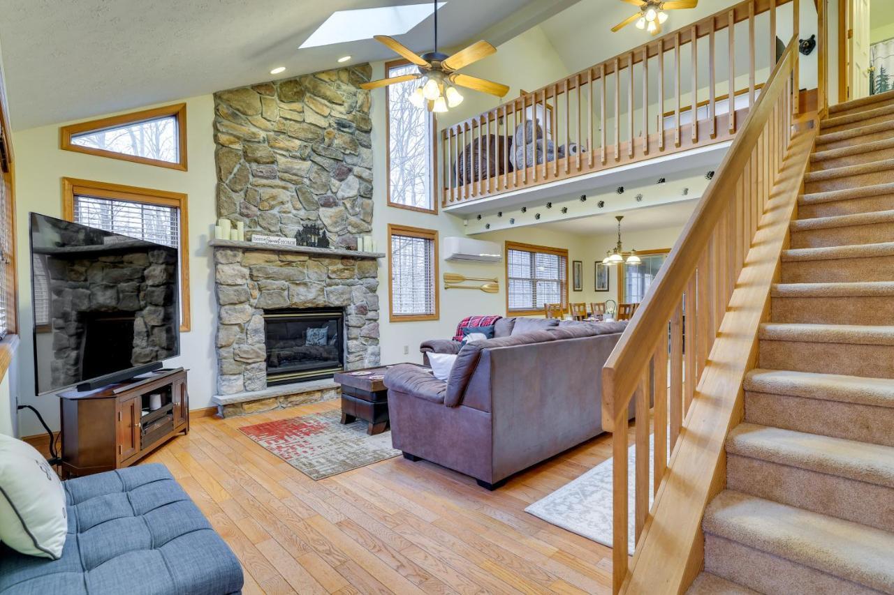 Cozy Big Bass Lake Home With Hot Tub And Game Room! Gouldsboro Екстер'єр фото