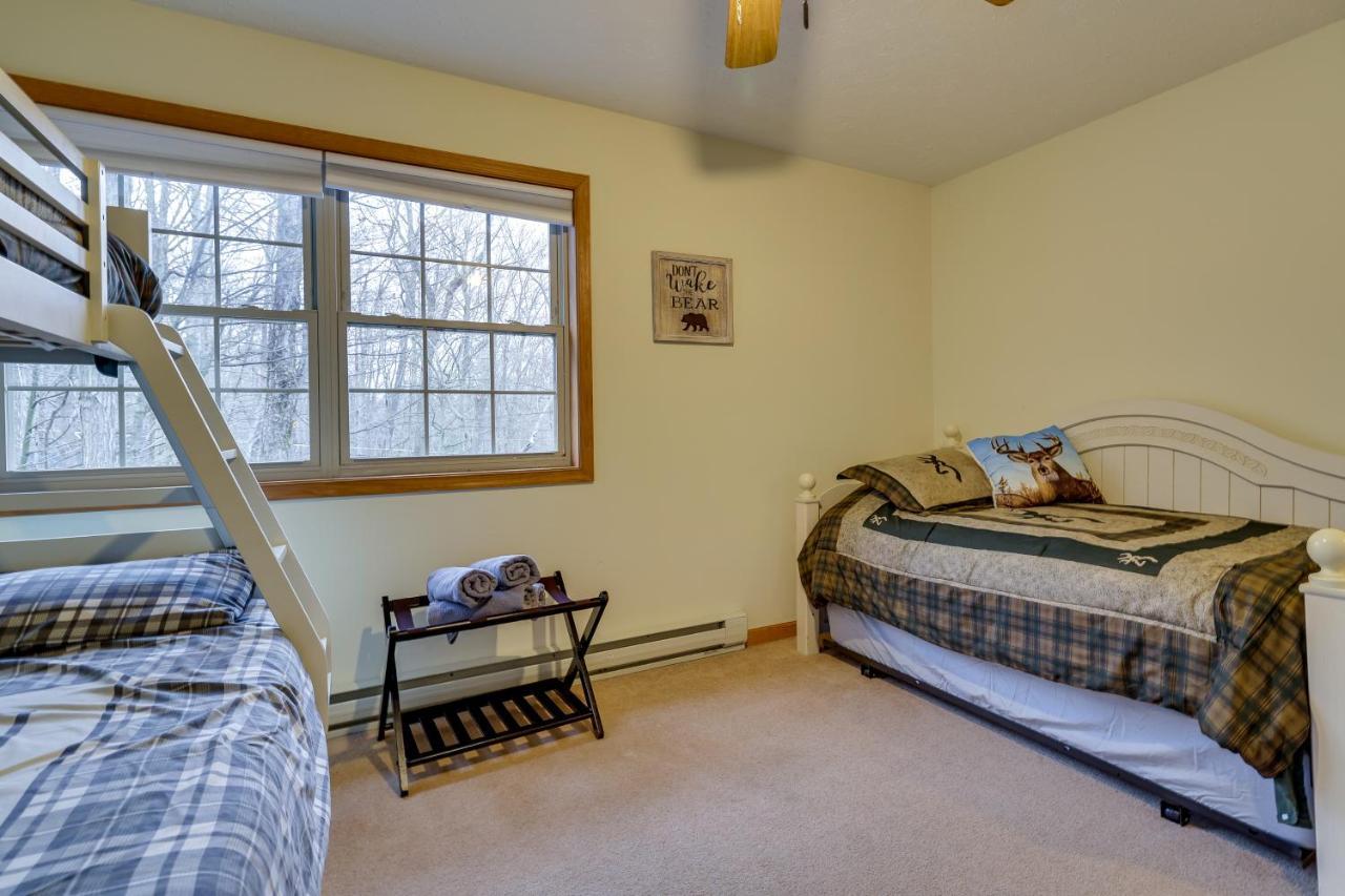 Cozy Big Bass Lake Home With Hot Tub And Game Room! Gouldsboro Екстер'єр фото