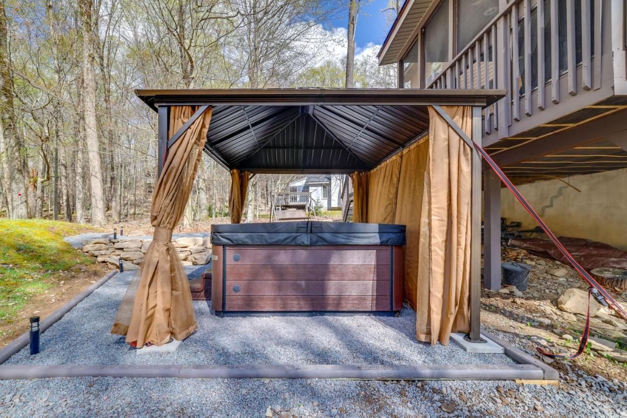 Cozy Big Bass Lake Home With Hot Tub And Game Room! Gouldsboro Екстер'єр фото
