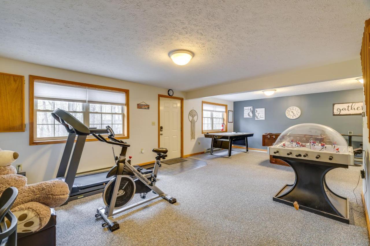 Cozy Big Bass Lake Home With Hot Tub And Game Room! Gouldsboro Екстер'єр фото